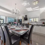 Shaula - Five Bedroom With Pool,sauna And Gym Villa Šibenik