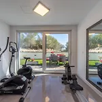 Shaula - Five Bedroom With Pool,sauna And Gym Villa *