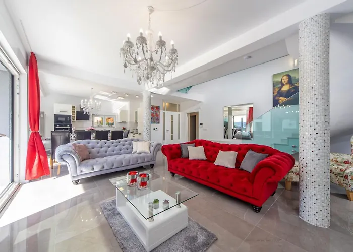 Shaula - Five Bedroom With Pool,sauna And Gym Šibenik